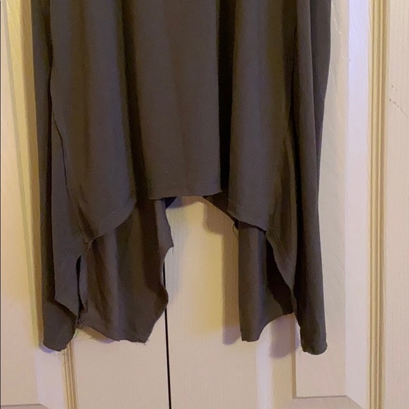 Olive Razorback Tank - Picture 3 of 4